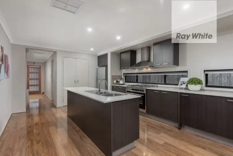 Fifth view of Homely house listing, 6 Shoal Circuit, Doreen VIC 3754
