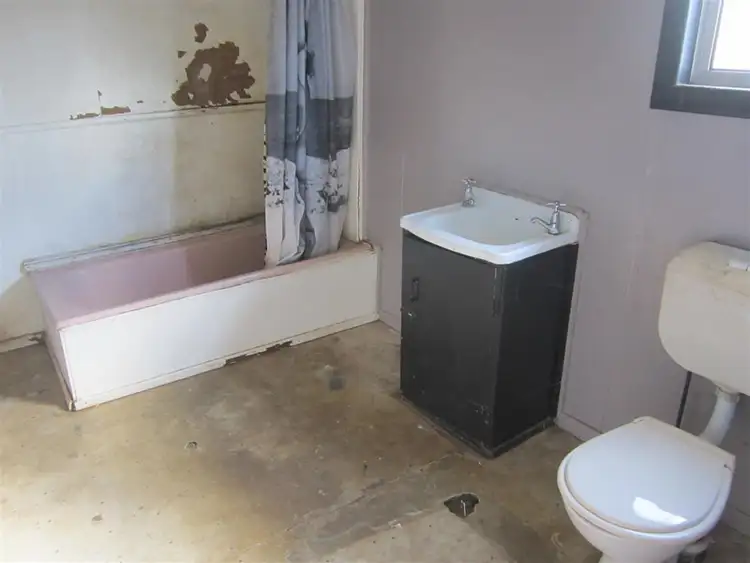 Second view of Homely house listing, 90 DARCY Street, Mount Morgan QLD 4714