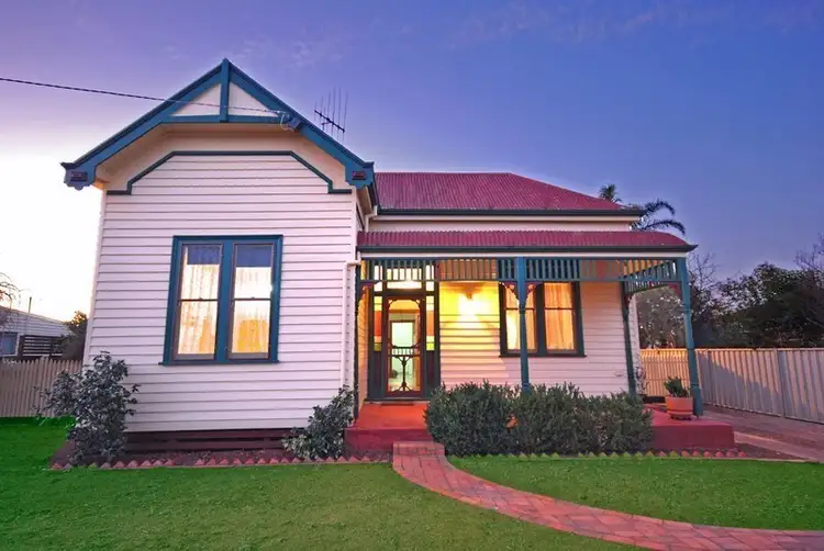 14 Dawson Street, Rochester VIC 3561