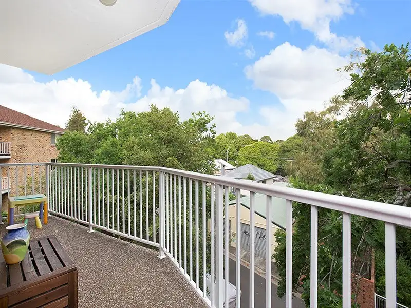Main view of Homely unit listing, 4/19-21 Robertson Street, Sutherland NSW 2232