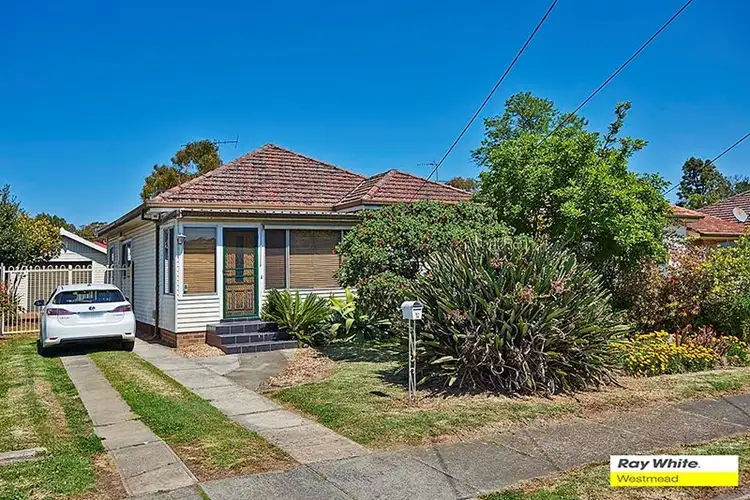 12 Drew Street, Westmead NSW 2145