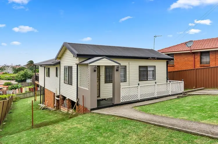 103 Lake Avenue, Cringila NSW 2502