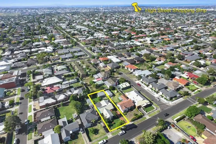 22 Laura Avenue, Belmont VIC 3216