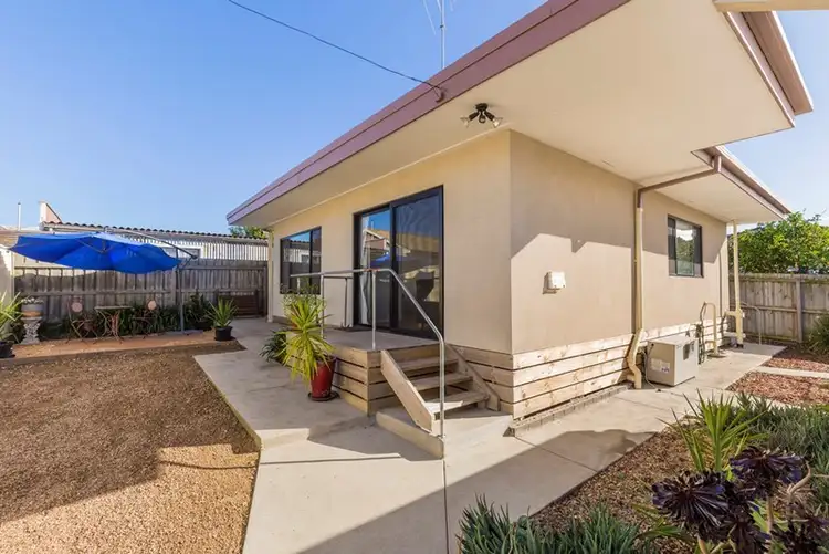 2/4 Cornish Avenue, Belmont VIC 3216