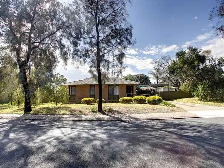 2 Milligan Drive, Para Vista SA 5093