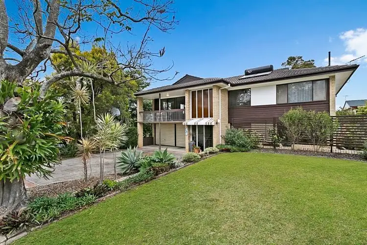 311 Cliveden Avenue, Oxley QLD 4075