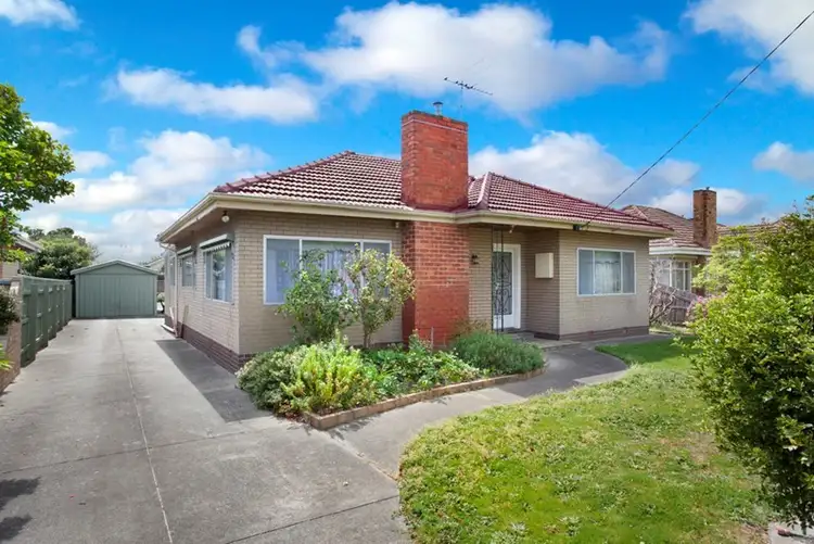 Second view of Homely house listing, 7 Kinlock Avenue, Murrumbeena VIC 3163
