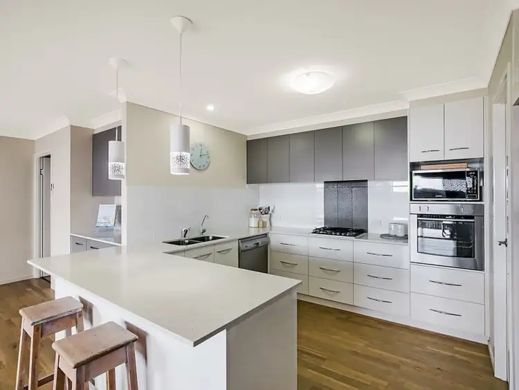Sixth view of Homely house listing, 30 Pugh Street, Middle Ridge QLD 4350