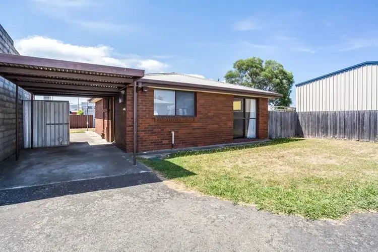 Unit 2/4 Luck Street, Mowbray TAS 7248