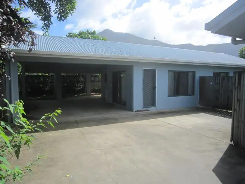Main view of Homely house listing, Unit 2/5 Nindii Close, Edmonton QLD 4869