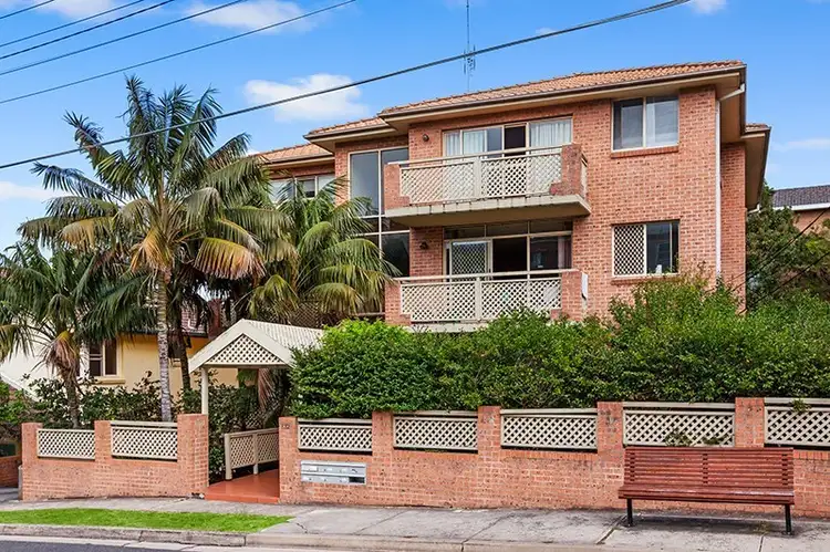 Third view of Homely apartment listing, 5/132 Oberon Street, Coogee NSW 2034
