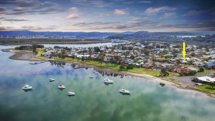 Second view of Homely house listing, 16 Paringa Avenue, Davistown NSW 2251