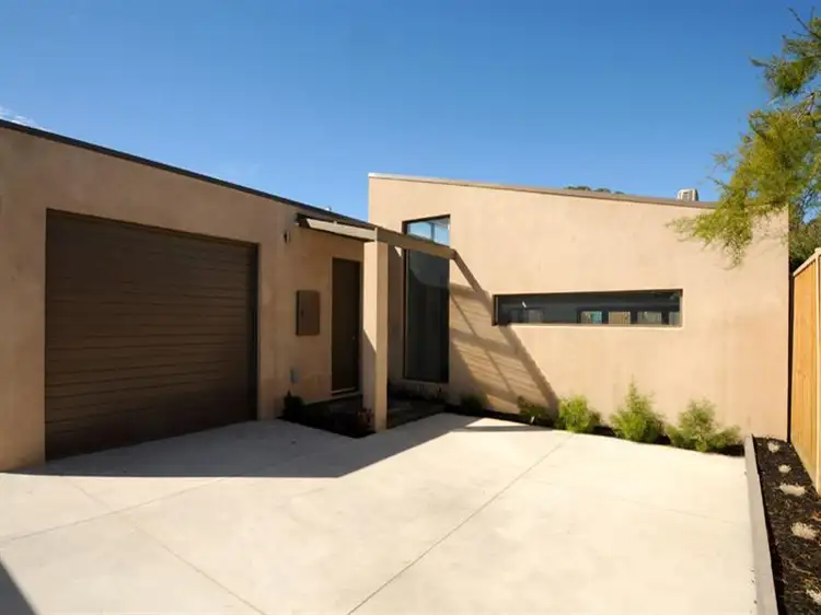 2/4 Breeze Street, Bonbeach VIC 3196