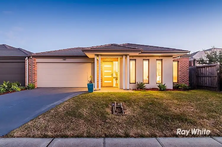 3 Albida Parade, Lyndhurst VIC 3975