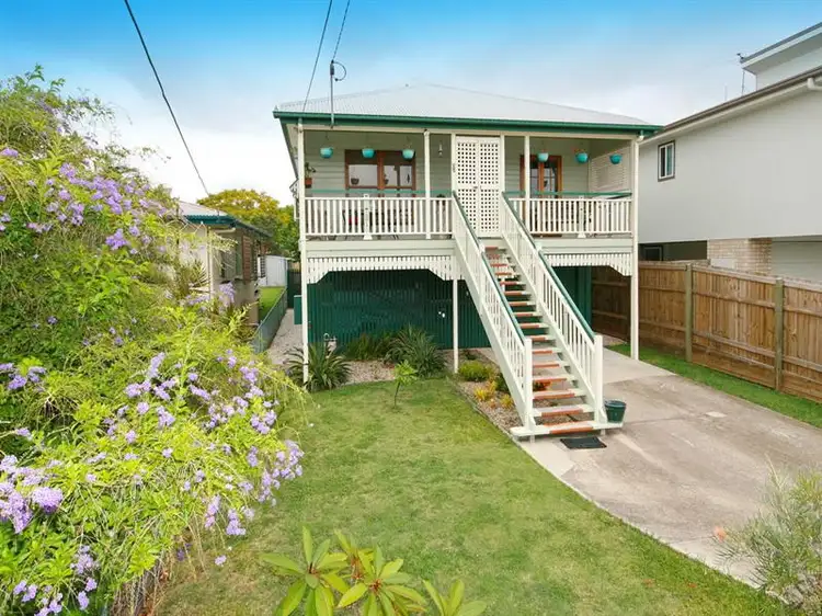 Main view of Homely house listing, 5 Hutton Avenue, Wynnum QLD 4178