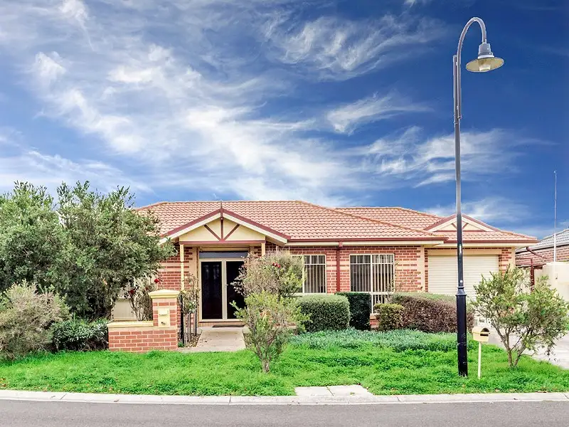 Main view of Homely house listing, 1/18 Lucy Close, Tarneit VIC 3029