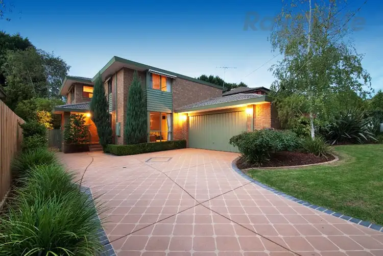 161 NANGATHAN Way, Croydon North VIC 3136