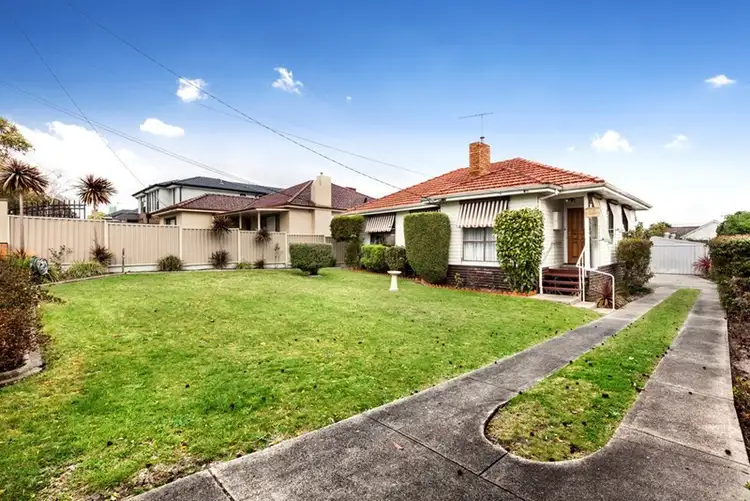 16 Denver Street, Bentleigh East VIC 3165