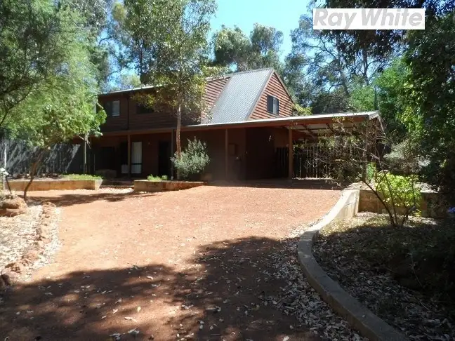 9 a High Road, Roleystone WA 6111