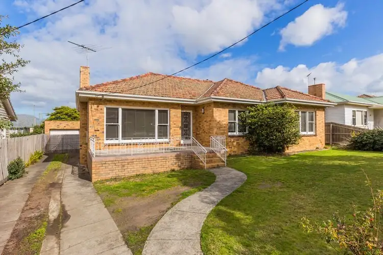 12 Bellarine Highway, Newcomb VIC 3219