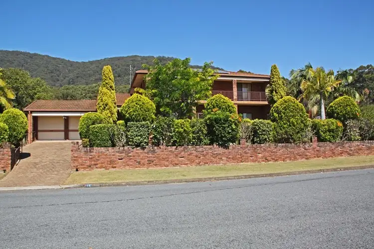 16 Peach Grove, Laurieton NSW 2443