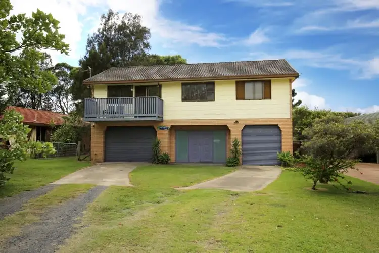 32 Prince Edward Avenue, Culburra Beach NSW 2540