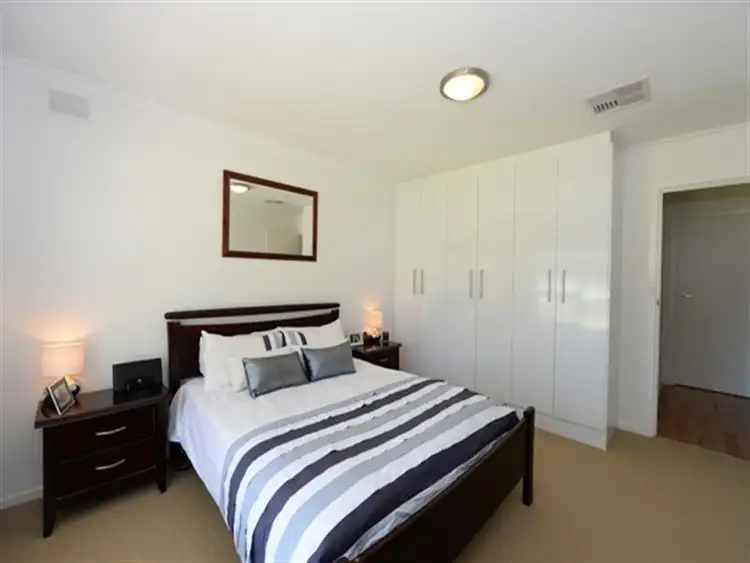 Fifth view of Homely house listing, 2 Tyrone Court, Flagstaff Hill SA 5159