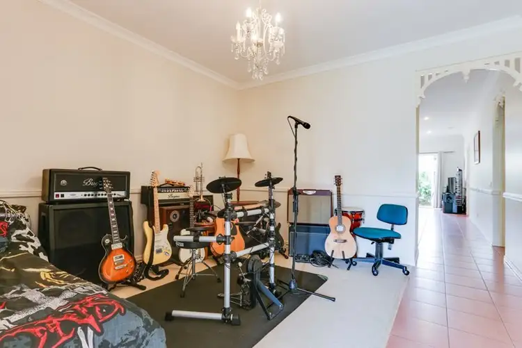 Second view of Homely house listing, 3 Prospect Crescent, Forest Lake QLD 4078