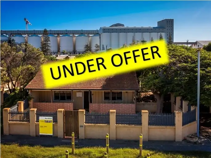 26 Conway Street, Beachlands WA 6530