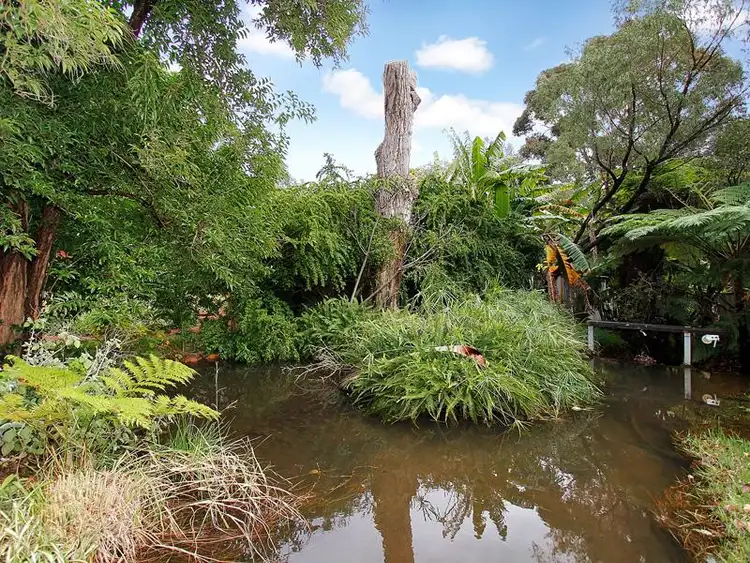 Seventh view of Homely house listing, 8 Kimbarlee Way, Lesmurdie WA 6076