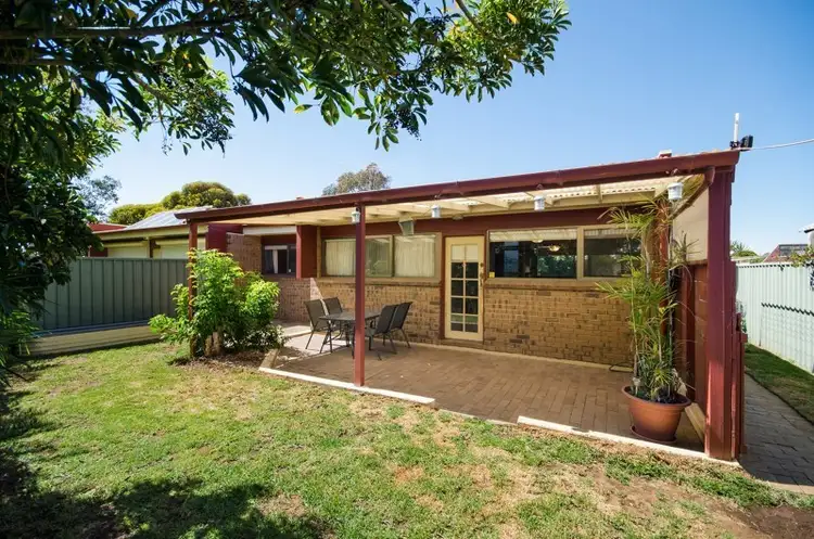 5 Beth Court, Pennington SA 5013