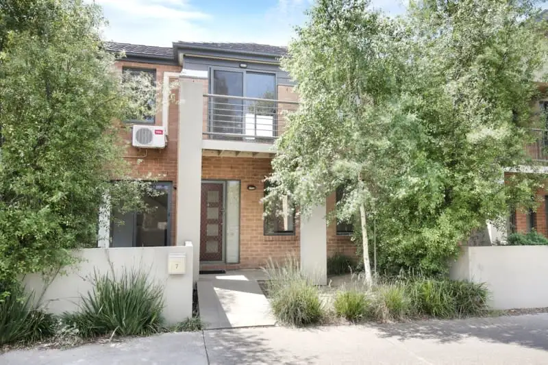 Main view of Homely townhouse listing, 7 Tulum Lane, Epping VIC 3076
