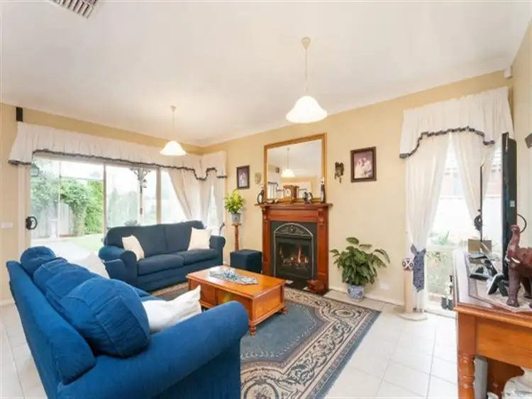 Sixth view of Homely house listing, 2 Brookside Court, Craigieburn VIC 3064