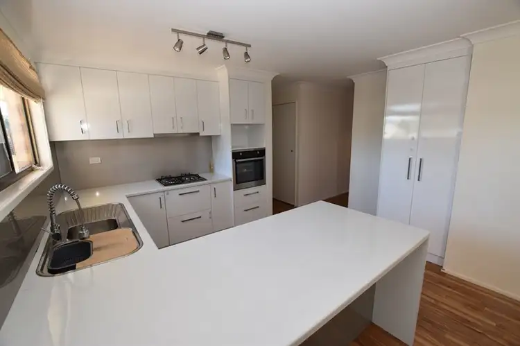 Fifth view of Homely house listing, 4 Ingemar Court, Clinton QLD 4680