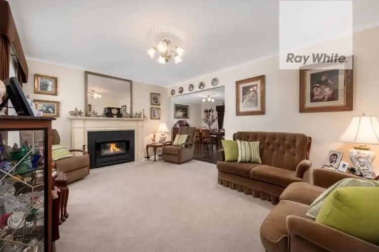 Fifth view of Homely house listing, 18 Dunbar Court, Lalor VIC 3075