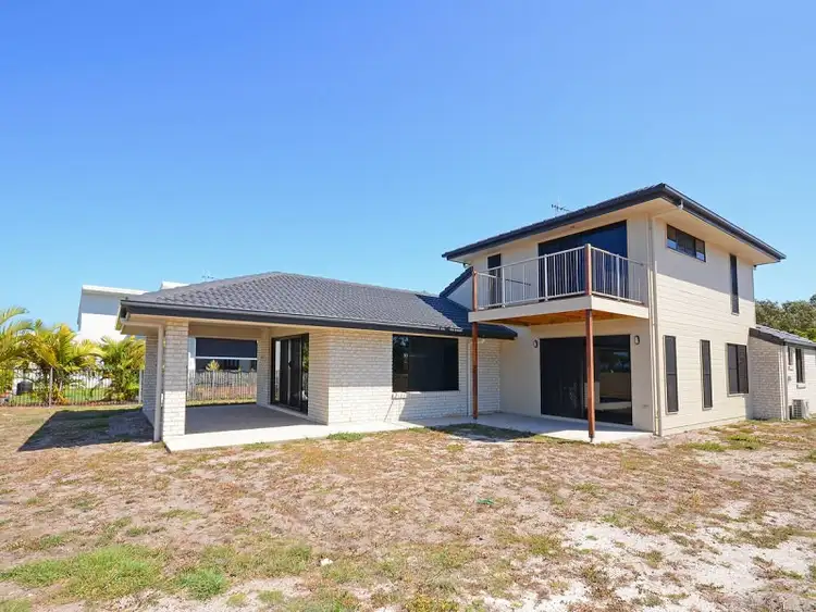 53 Barramundi Drive, Burrum Heads QLD 4659