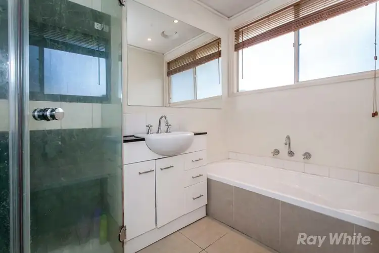 Fifth view of Homely house listing, 11 Stratford Court, Mulgrave VIC 3170