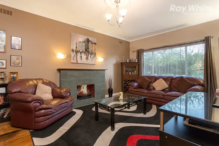 Fifth view of Homely house listing, 10 Burrawong Avenue, Seaford VIC 3198