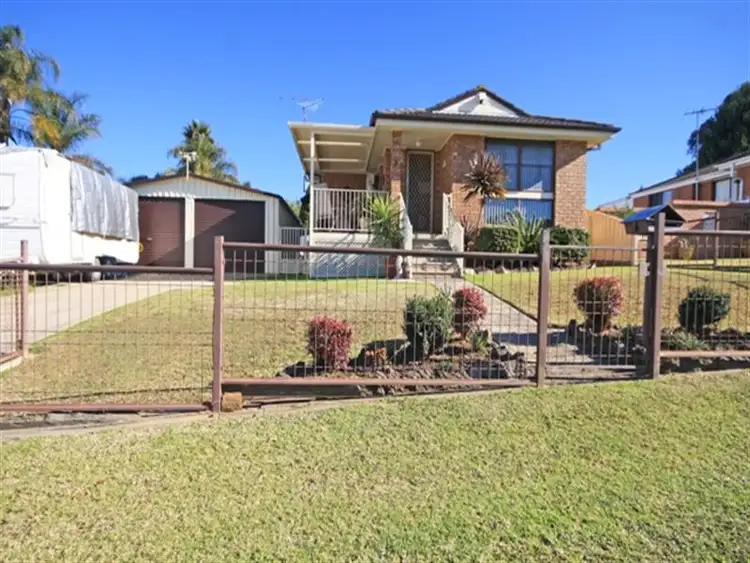 3 Iago Place, Rosemeadow NSW 2560