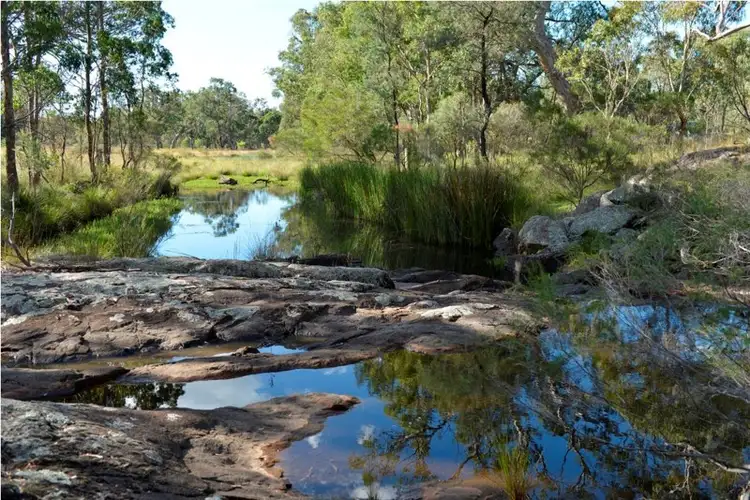 22458 New England Highway, Dalveen QLD 4374