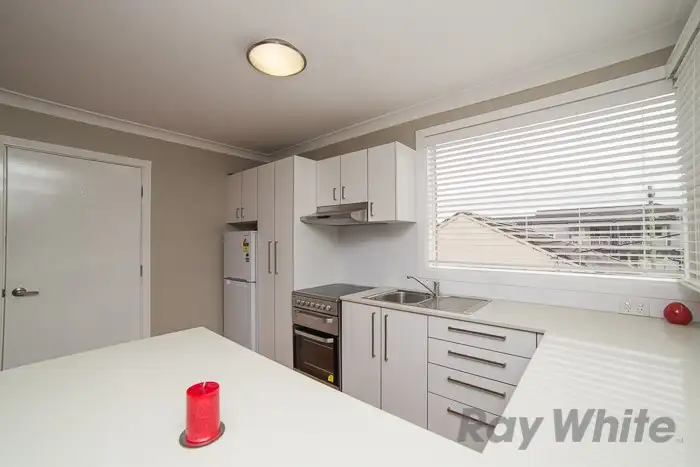 Fifth view of Homely unit listing, 1/4 Mosbri Crescent, The Hill NSW 2300