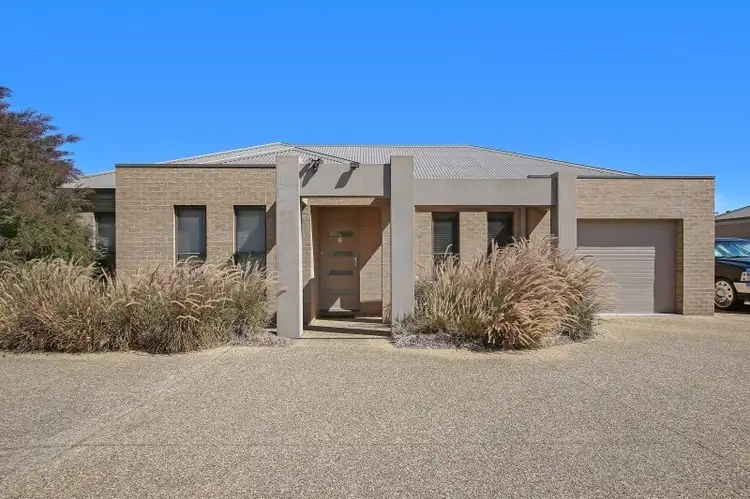 6/378 Cambourne Street, Lavington NSW 2641