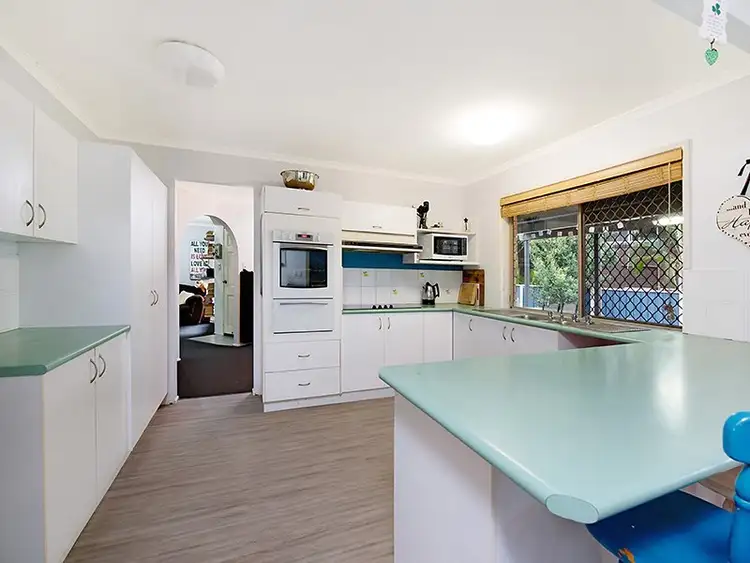 Third view of Homely house listing, 2 Lorinya Court, Battery Hill QLD 4551