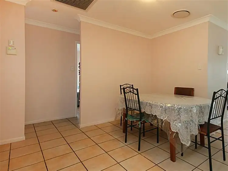 Fourth view of Homely house listing, 4 Bowerbird Close, Doolandella QLD 4077