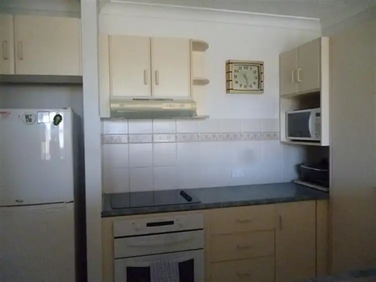 Sixth view of Homely unit listing, 20/1 Burleigh Street, Burleigh Heads QLD 4220