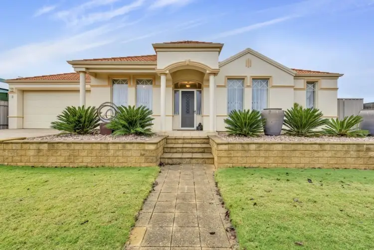 8 Thistleton Court, Greenwith SA 5125