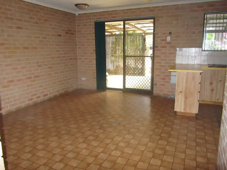 Fifth view of Homely house listing, 8 Solomon Circle, Karloo WA 6530