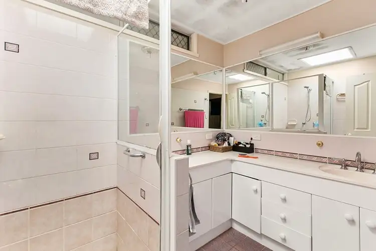 Seventh view of Homely house listing, 9 Sorrento Street, Wynnum West QLD 4178