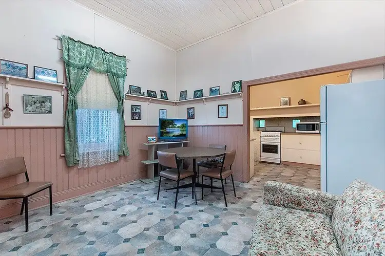 Third view of Homely house listing, 8 Burns Street, Hamilton VIC 3300