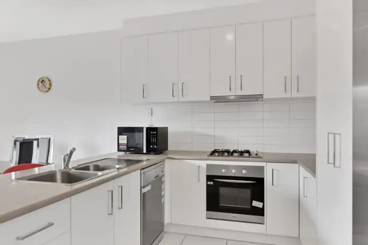 Sixth view of Homely house listing, 2/36 Bridlepath Driv, Truganina VIC 3029